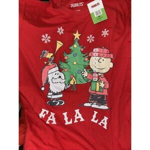 Charlie Brown & Snoopy Peanuts Christmas Tree Shirt Adult Size Large Red T-Shirt